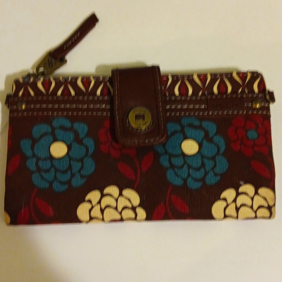 Relic Lg Bifold Wallet Zippy/Snap Sister to Fossil NWOT - Picture 1 of 4